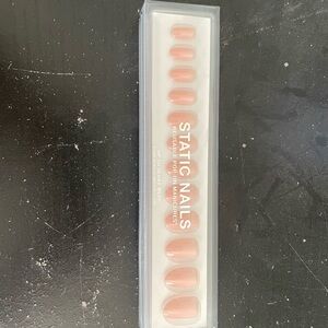 Static Nails Reusable Pop-On Manicures - Nude